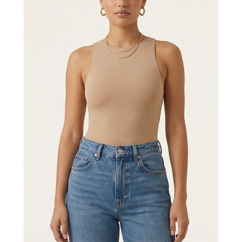 SKIMS Fits Everybody High Neck Bodysuit in Clay Tan Size Medium BS-BST-0232